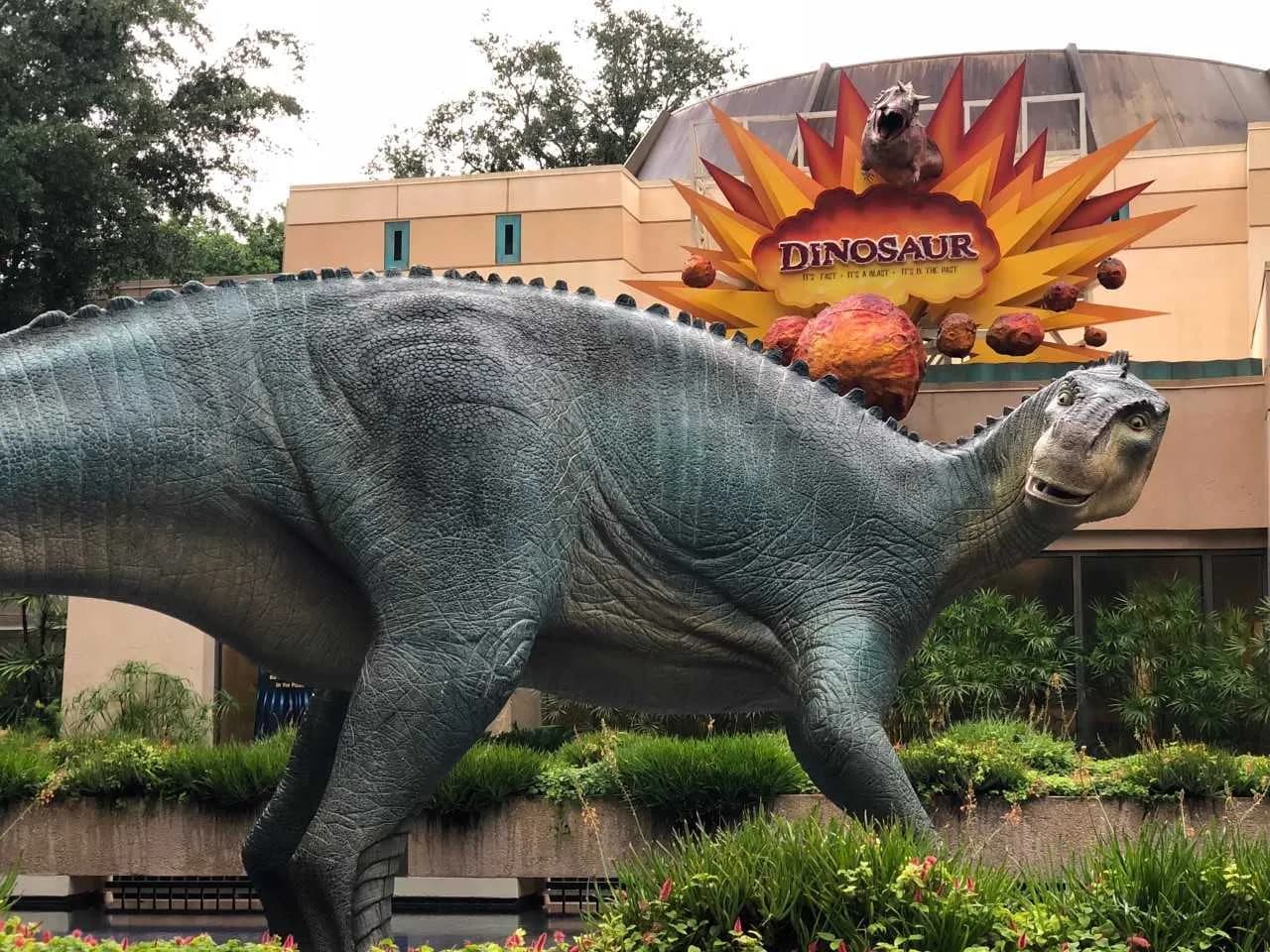 DINOSAUR