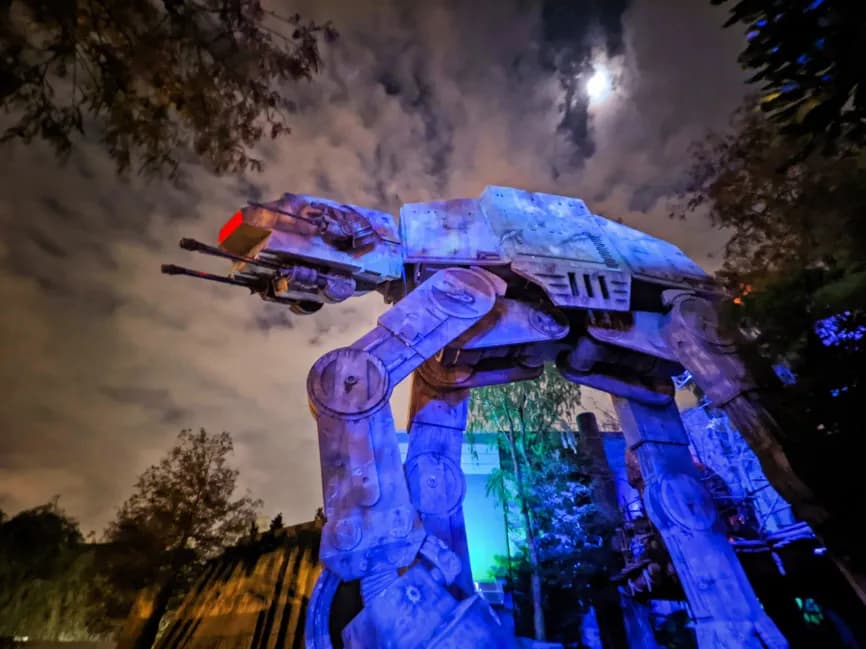 Star Tours — The Adventures Continue