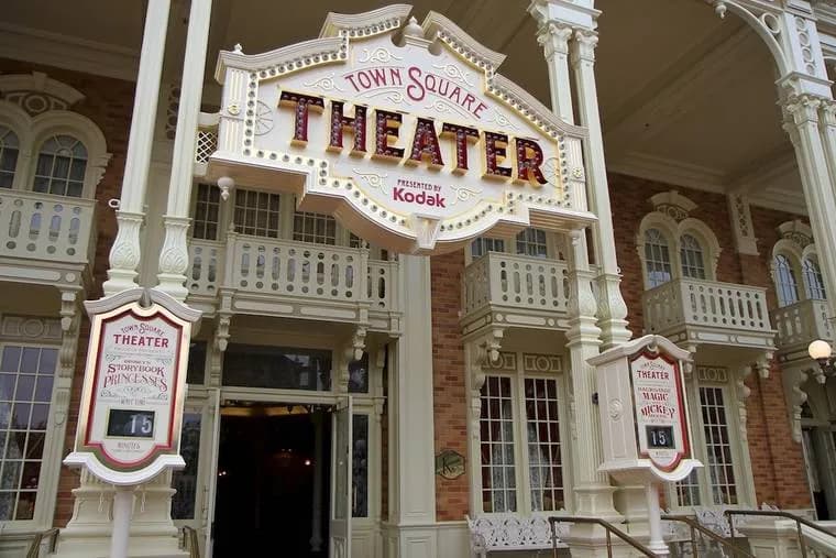 Town Square Theater (Meet Mickey)