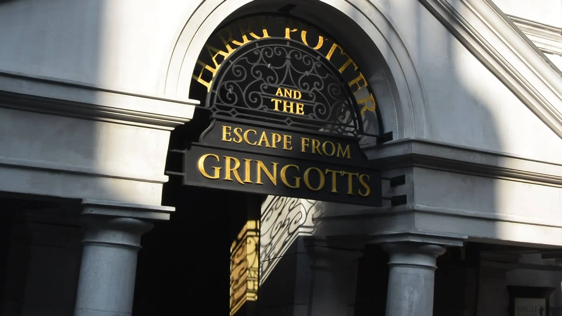 Harry Potter and the Escape from Gringotts