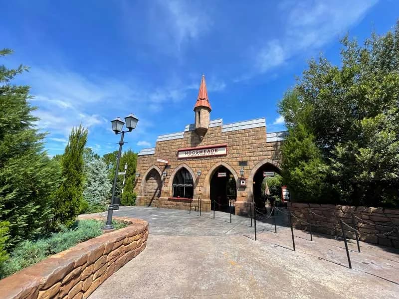 Hogwarts Express — Hogsmeade